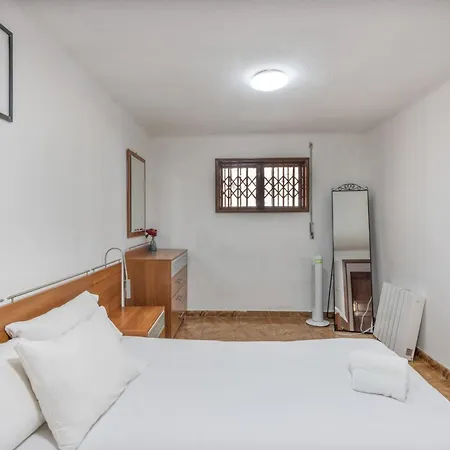 Holiday home Family Retreat 5min To Dluis Bridge