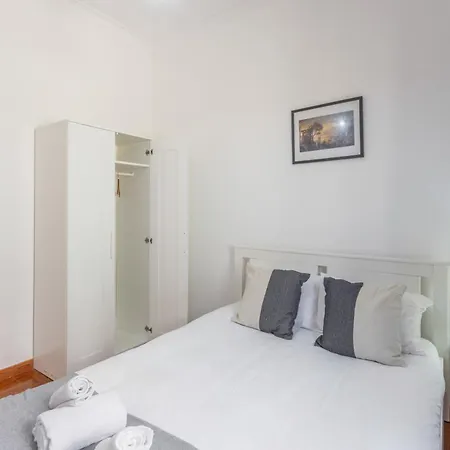 Family Retreat 5min To Dluis Bridge Vila Nova de Gaia