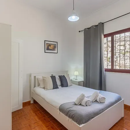 Holiday home Family Retreat 5min To Dluis Bridge